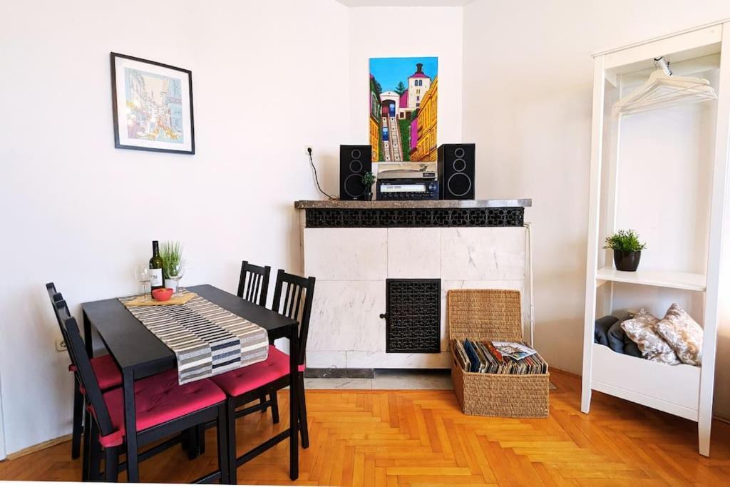 True Zagreb Centrally Located & Spacious Apartment Bagian luar foto